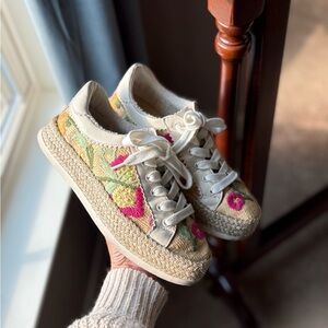 EUC DOLCE VITA Azalia Women's Sneakers, size 5